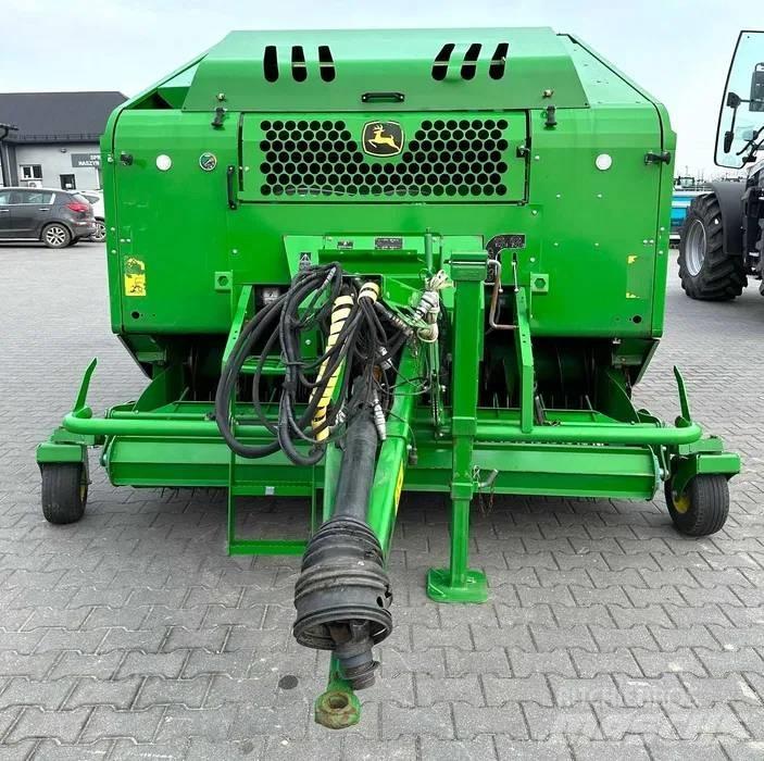 John Deere C 440 R Rundbalspressar