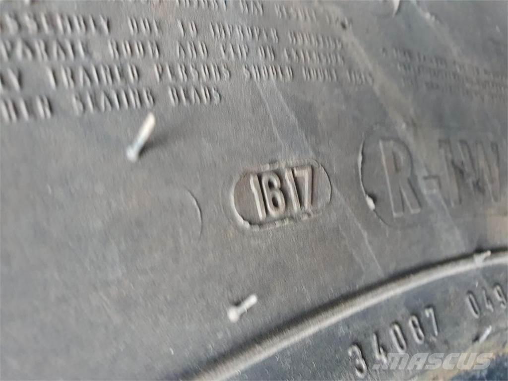 Mitas 600/65R28 x1 Däck, hjul och fälgar