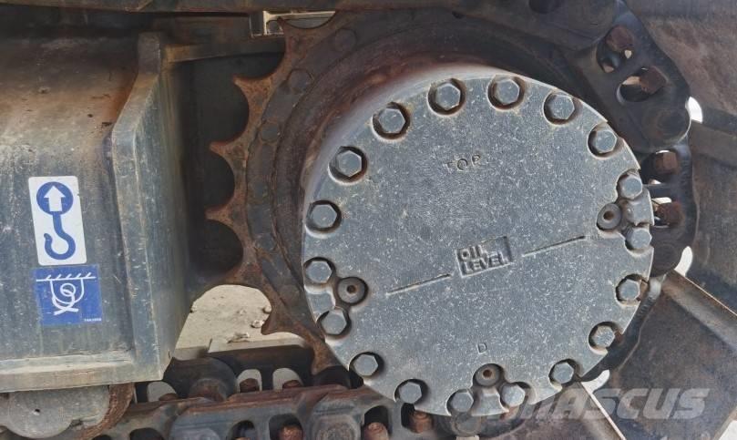 Komatsu PC 220-7 Bandgrävare