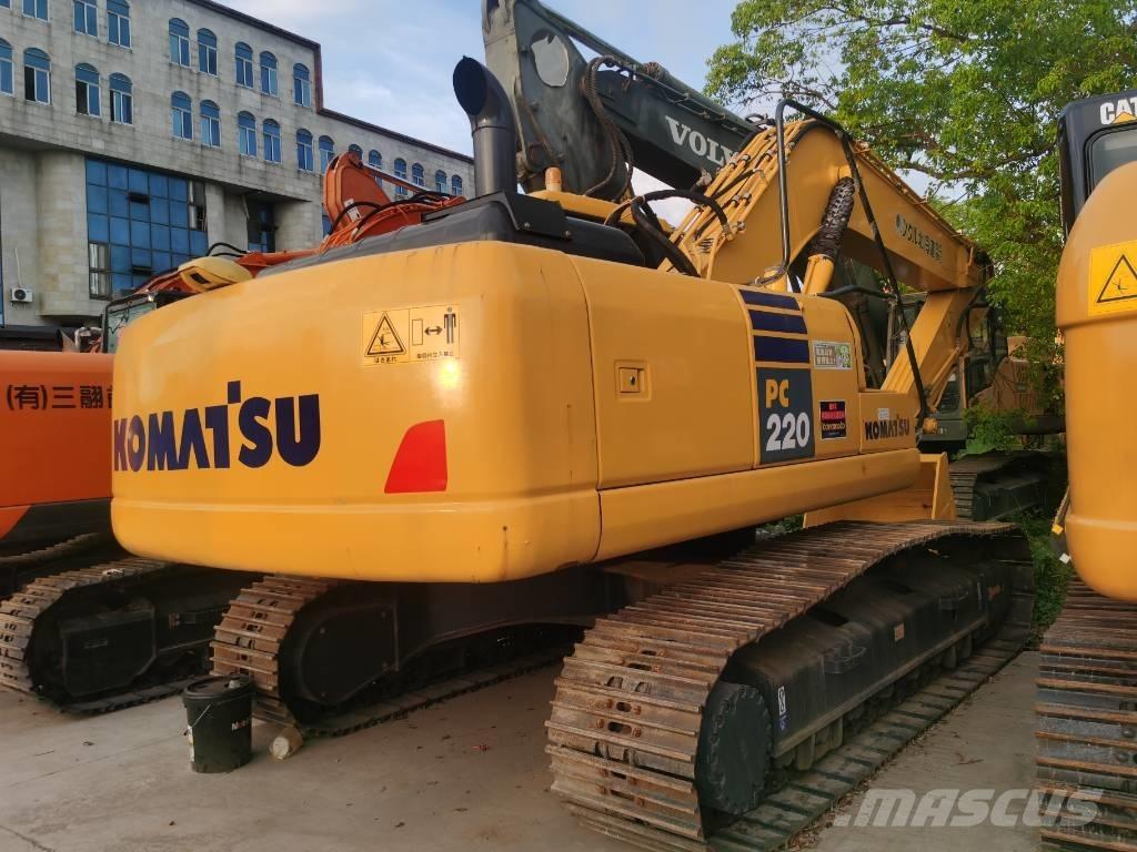 Komatsu PC 220-7 Bandgrävare