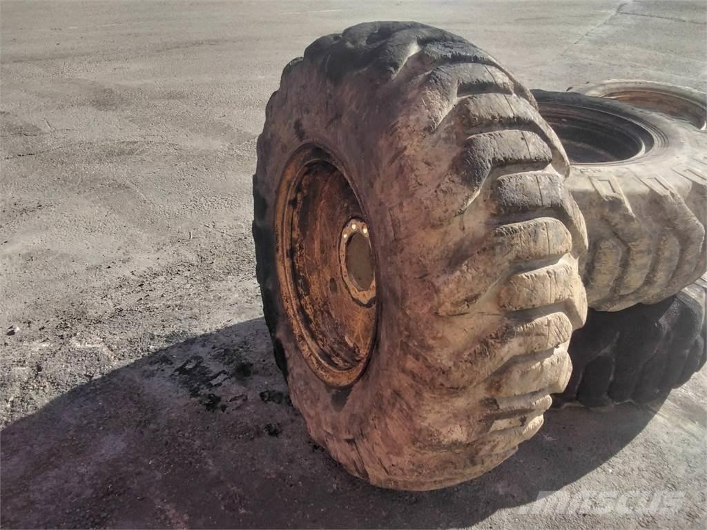 Nokian Els 17,5x25 Däck, hjul och fälgar