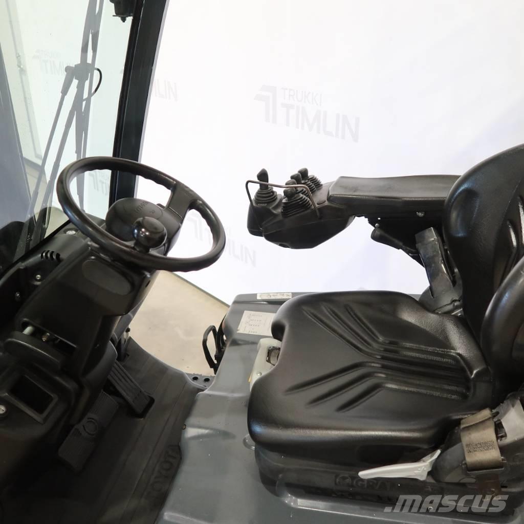 Toyota 8FBE20T Elmotviktstruckar