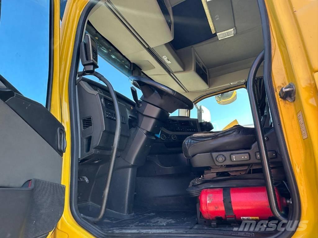 Volvo FH 6X2 6525 Växelflak-/Containerbilar