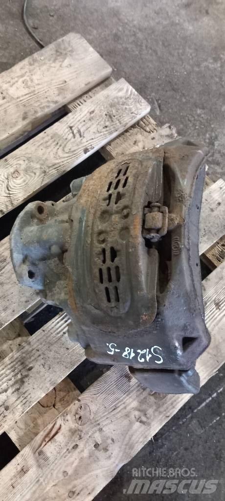 Scania R 440   1946306 Bromsar