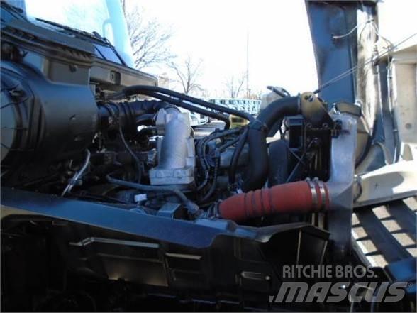 Hino 338 Chassier