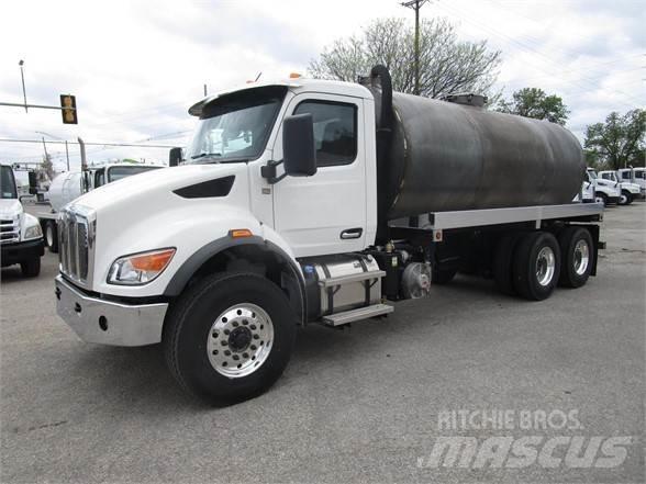 Peterbilt 548 Slamsugningsbil