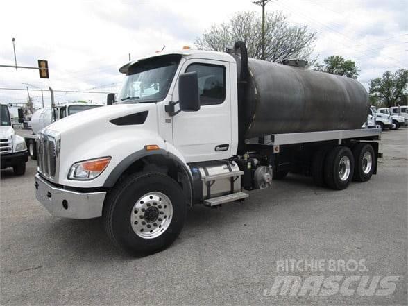 Peterbilt 548 Slamsugningsbil