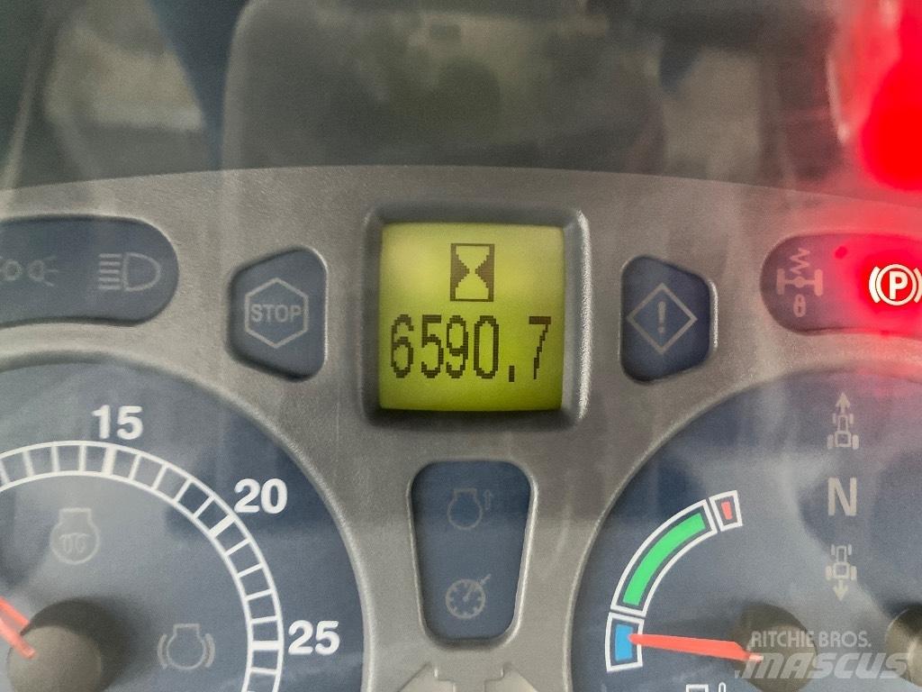New Holland T 7030 Traktorer
