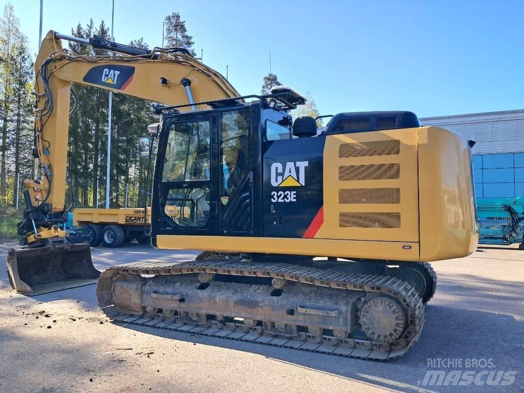 CAT 323 EL *MYYTY* Bandgrävare