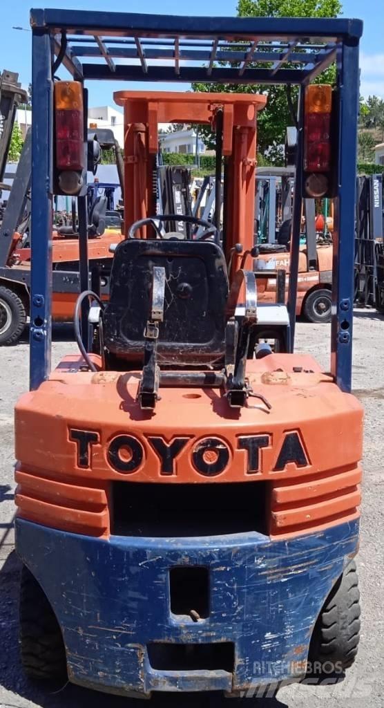 Toyota 42-5FGF15 Gasolmotviktstruckar