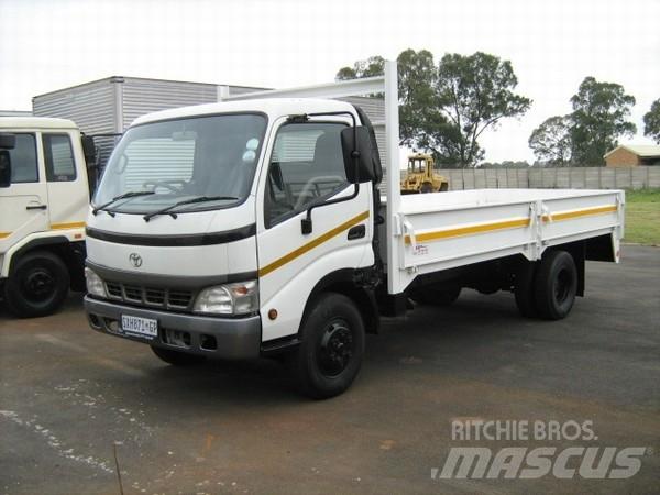 Toyota Dyna 7145 Flakbilar