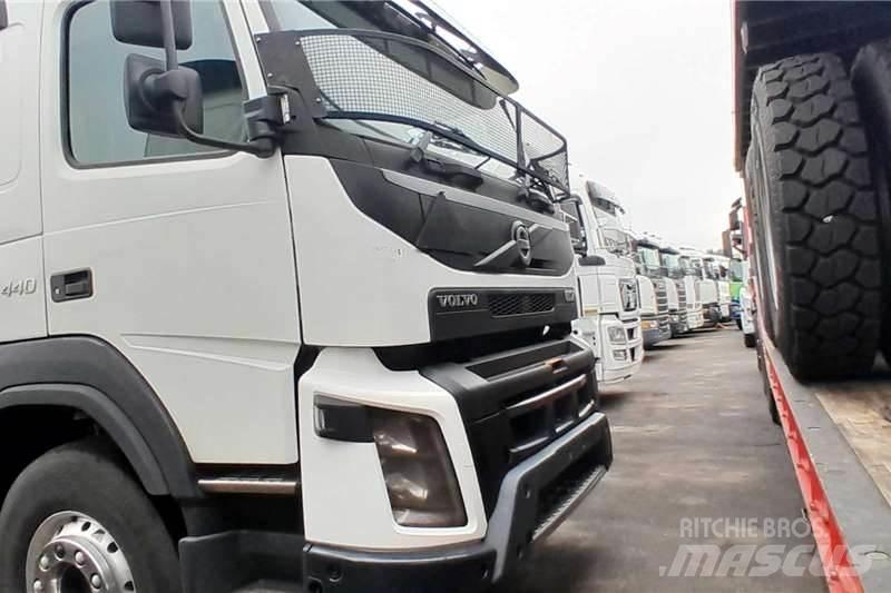 Volvo FMX 440 Övriga bilar