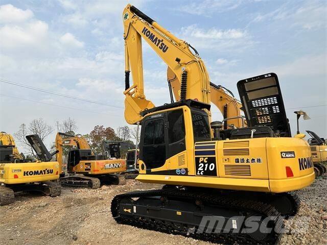 Komatsu PC 210-8 Bandgrävare