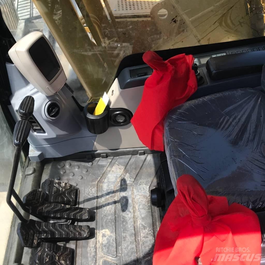 CAT 320 C L Amfibiska grävmaskiner