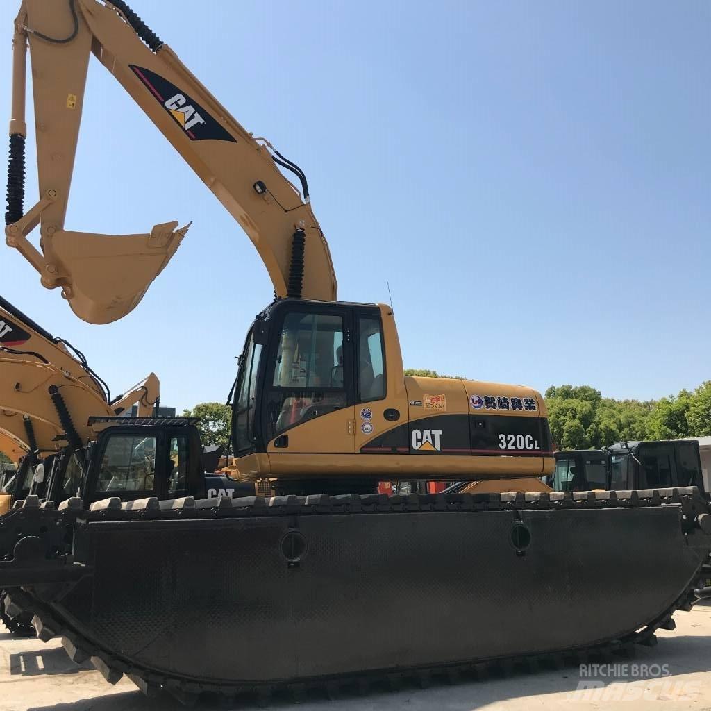 CAT 320 C L Amfibiska grävmaskiner