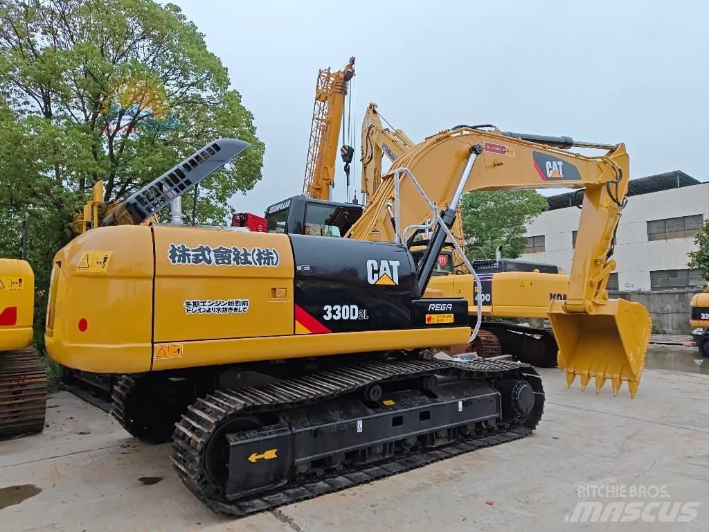 CAT 330 D 2L Bandgrävare