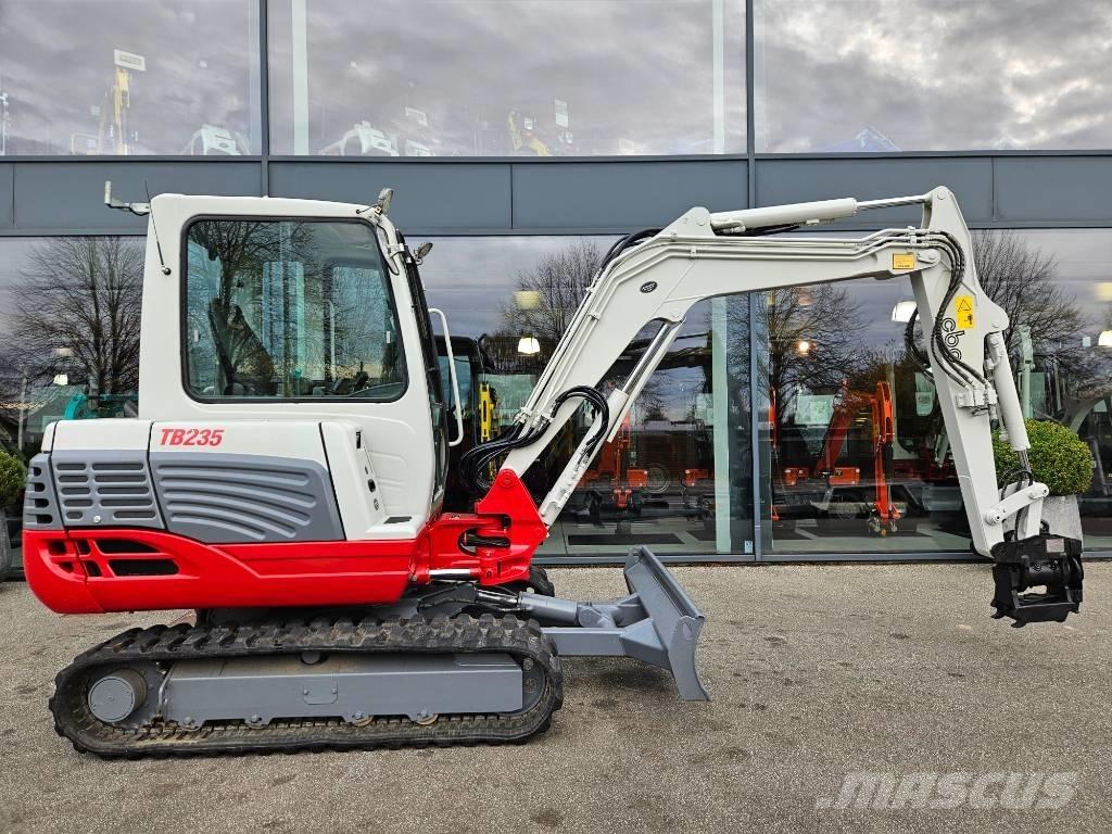 Takeuchi TB 235 Minigrävare < 7t