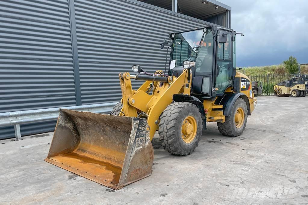 CAT 907M Hjullastare