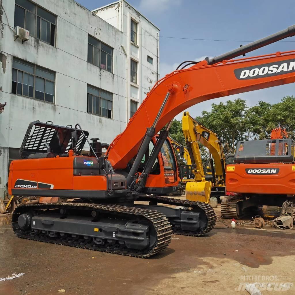 Doosan DX 340 LC-9C Bandgrävare