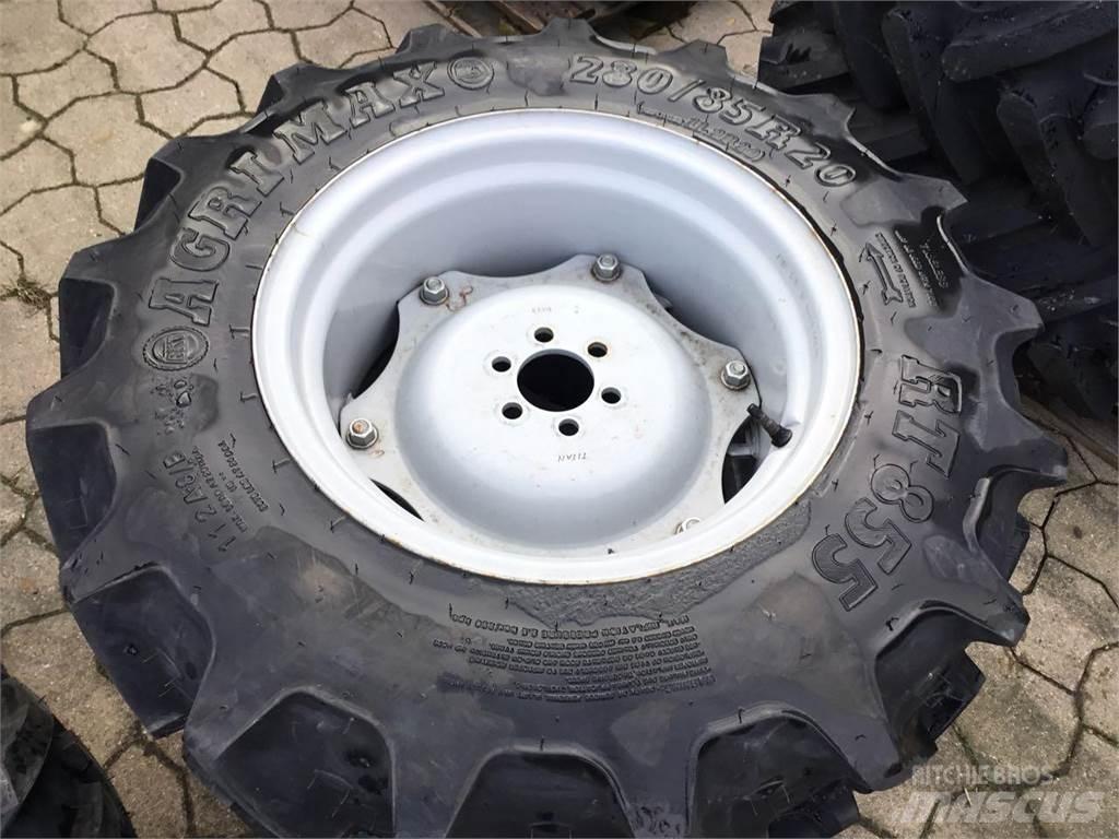 BKT 280/85R20 Däck, hjul och fälgar
