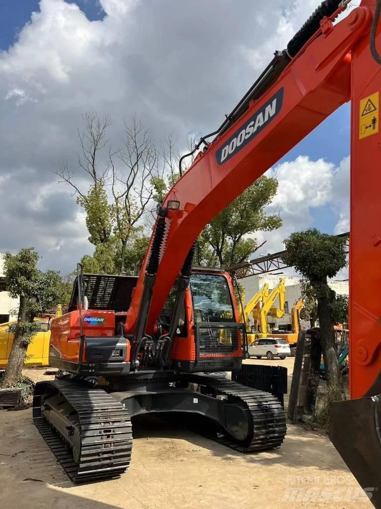 Doosan DX 225 LC-9c Minigrävare < 7t