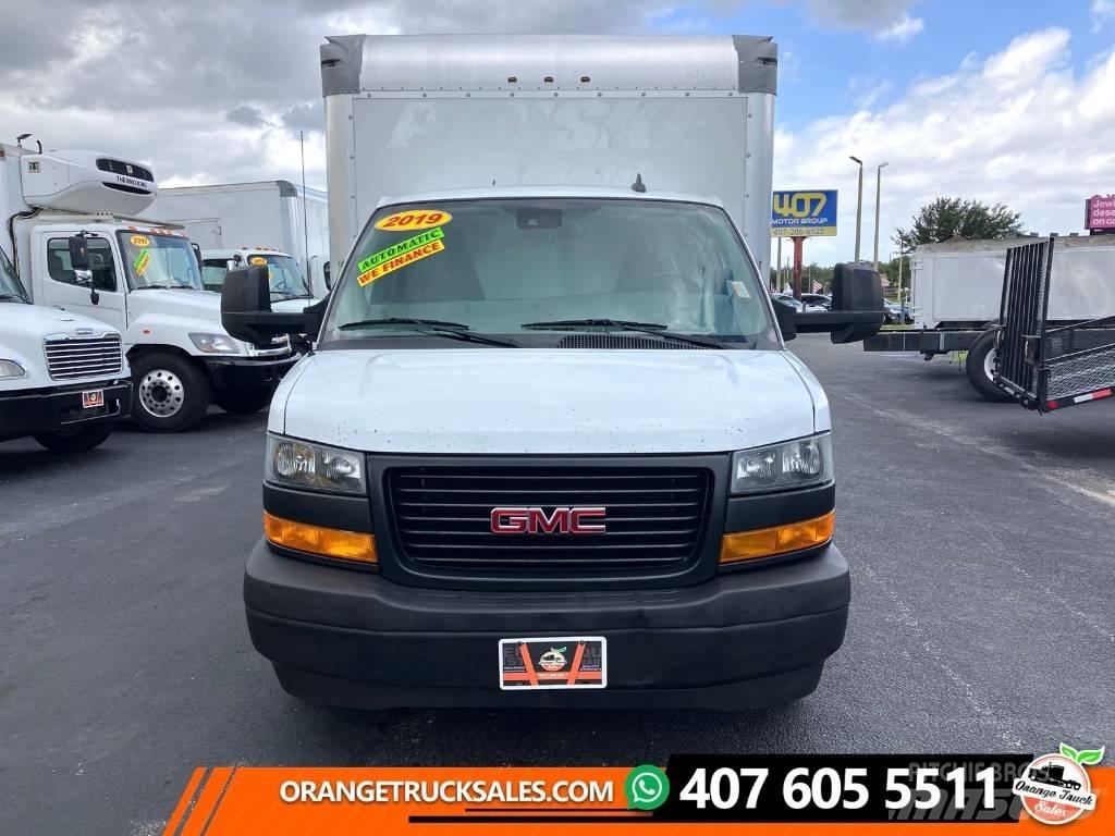 GMC Savana G3500 Lätta skåpbilar
