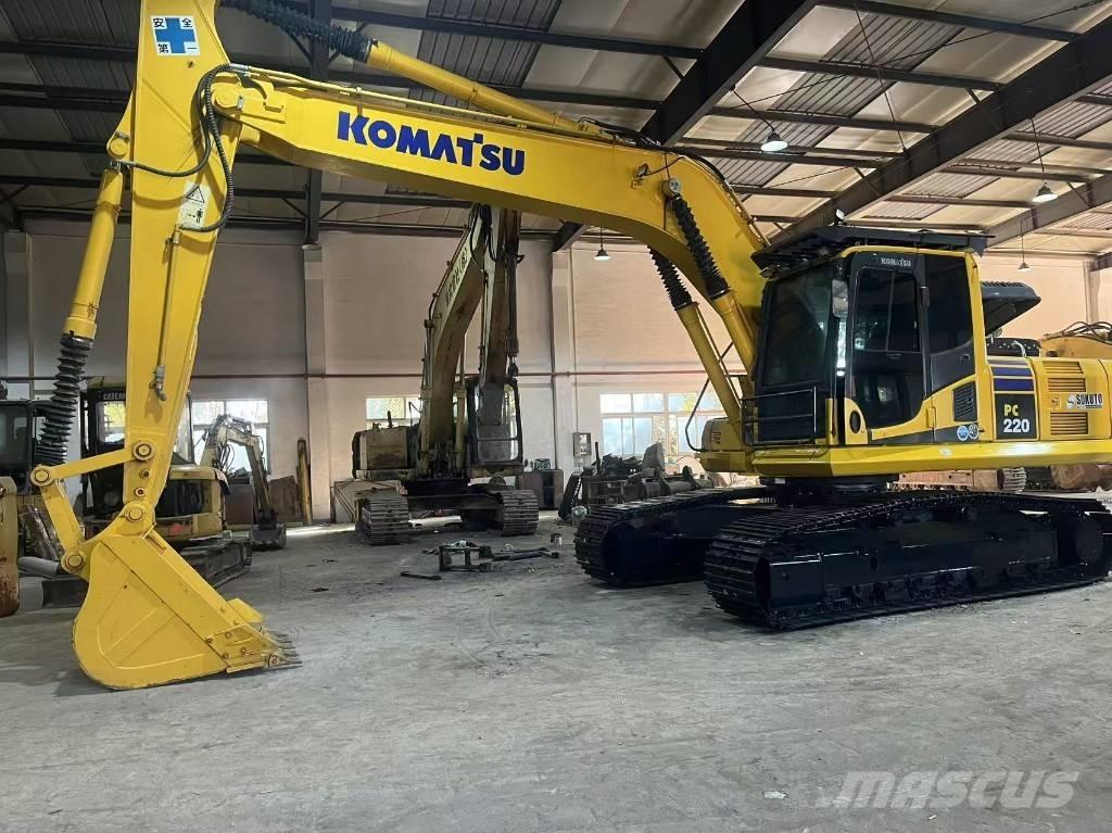 Komatsu PC 220-8N1 Bandgrävare