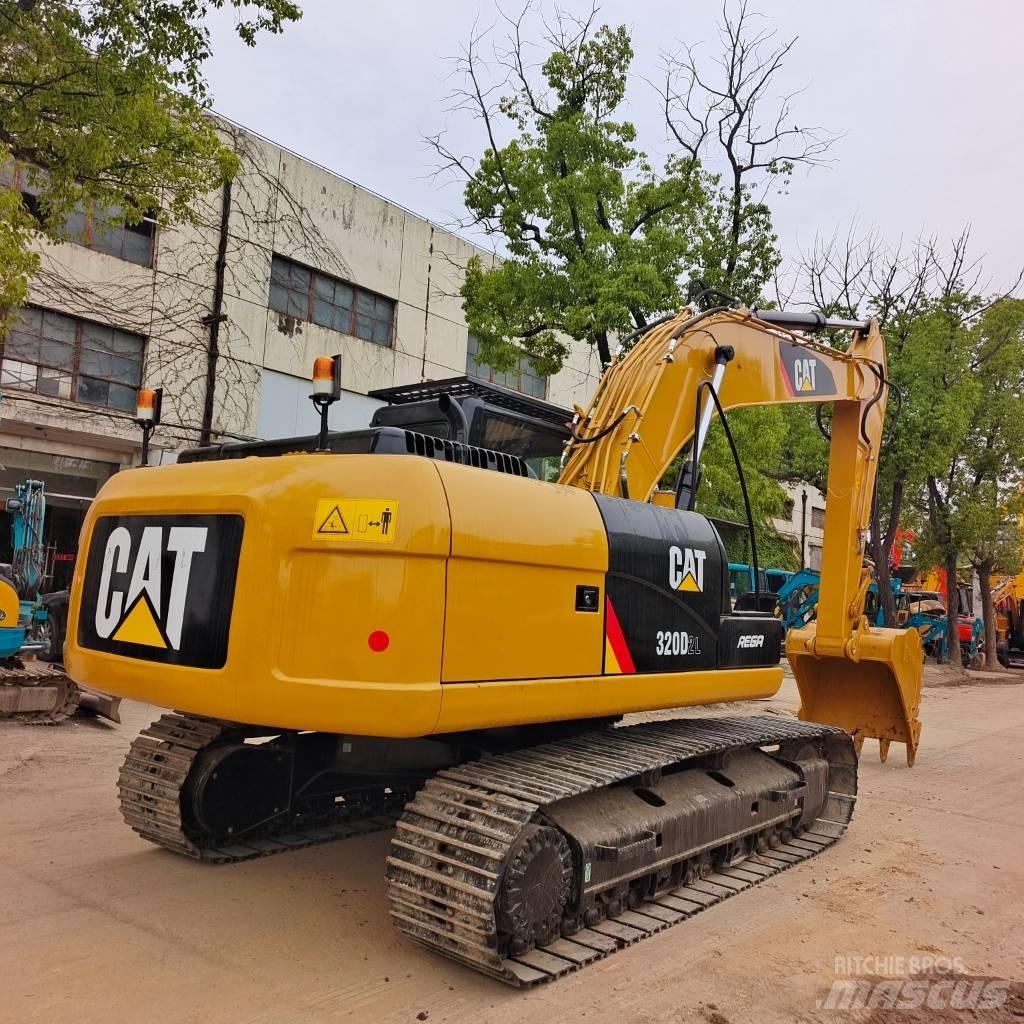 CAT 320D Bandgrävare