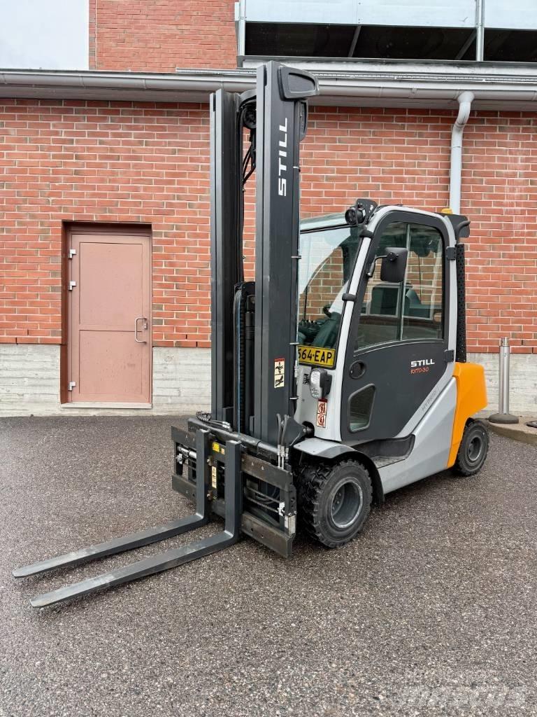 Still RX 70-30 Dieselmotviktstruckar