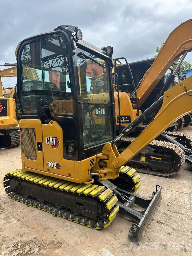 CAT 302 Minigrävare < 7t