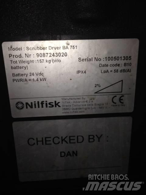 Nilfisk BA 751 Kombinationsskurborstar