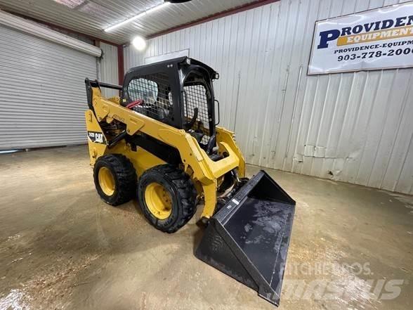 CAT 242D Kompaktlastare