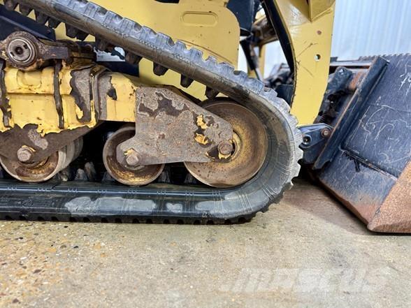 CAT 249D Kompaktlastare