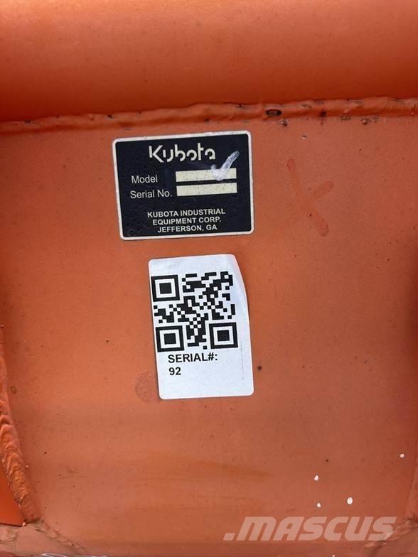 Kubota BT4584 Skopor