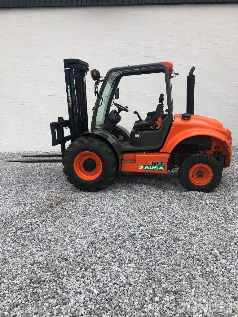 Ausa C 250 H X2 Dieselmotviktstruckar
