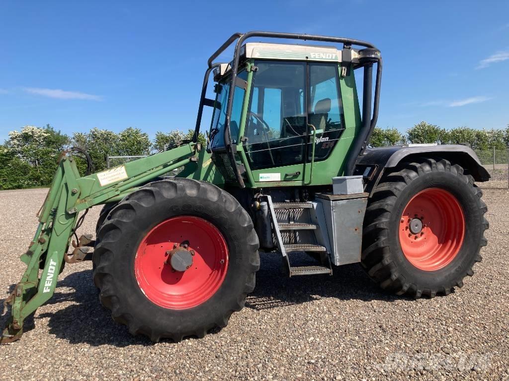 Fendt Xylon 524 Frontlastare och grävare