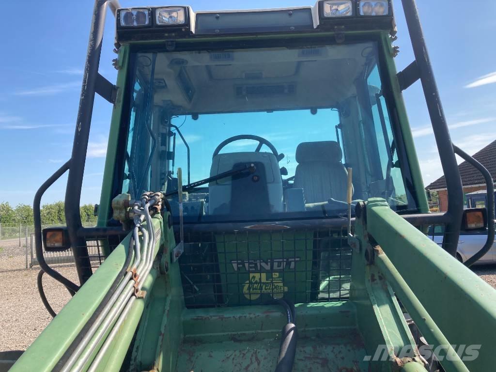 Fendt Xylon 524 Frontlastare och grävare