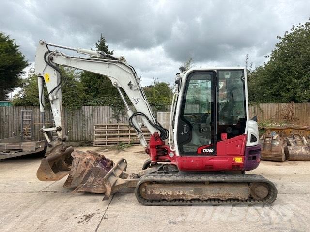 Takeuchi TB 260 Minigrävare < 7t