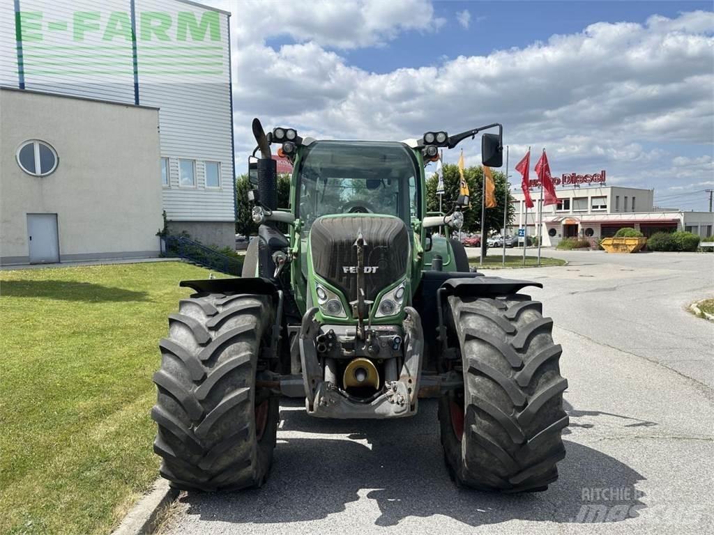Fendt 718 vario Traktorer