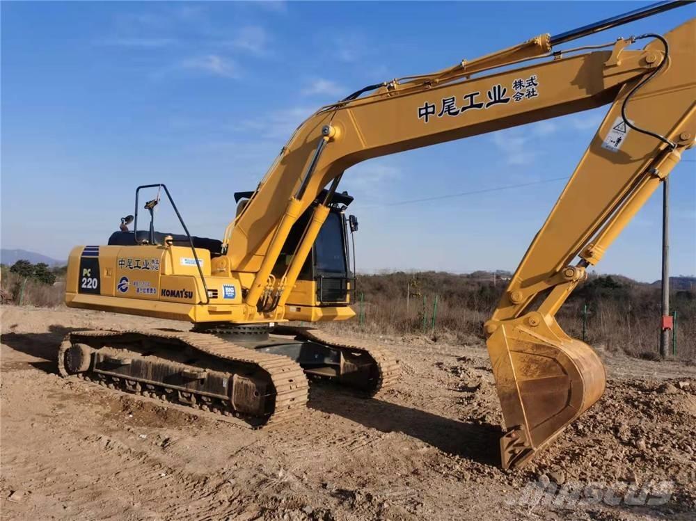 Komatsu PC 220-8 Bandgrävare