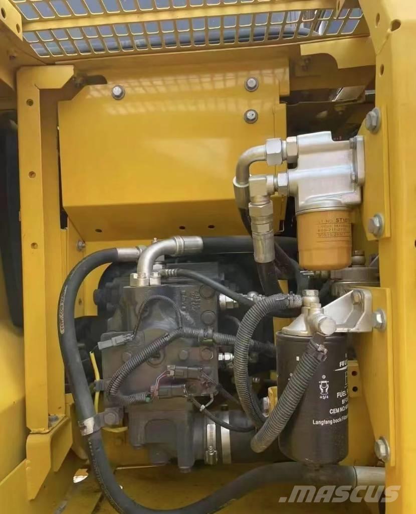 Komatsu PC 130 Bandgrävare