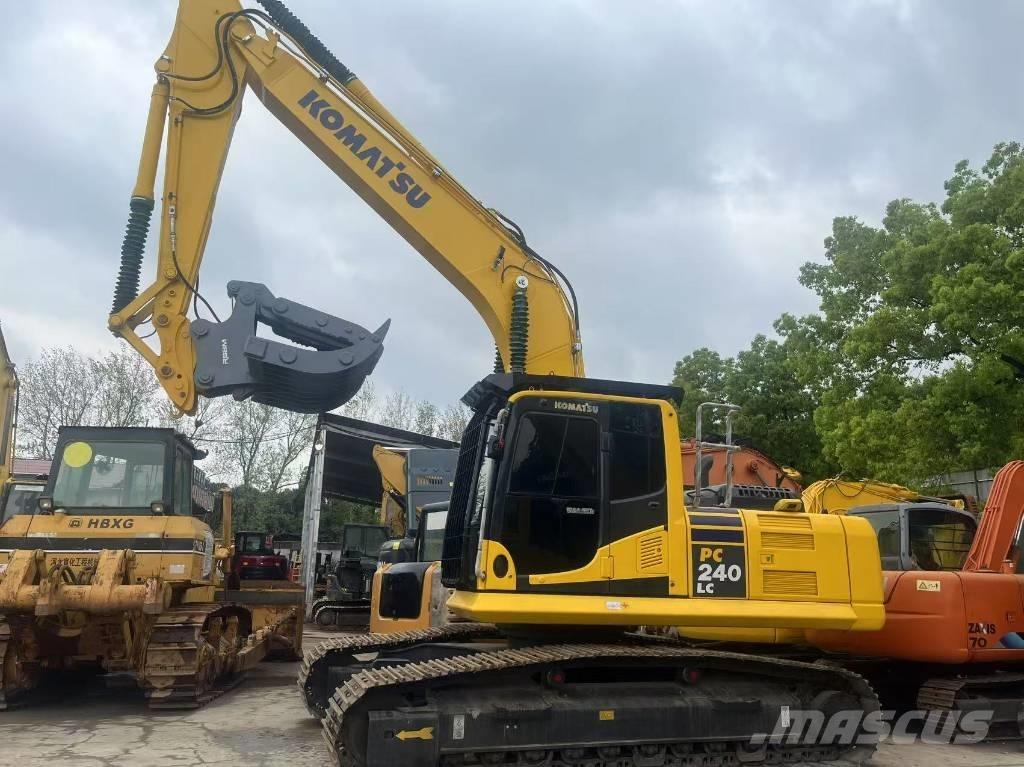 Komatsu PC 240 Bandgrävare