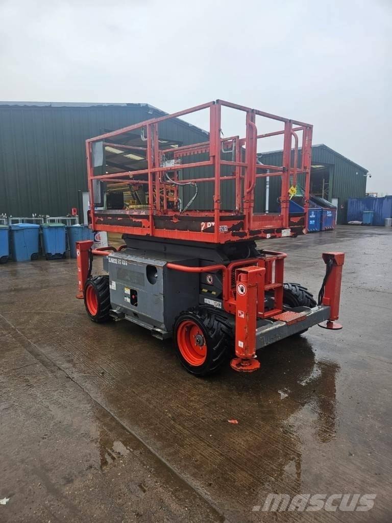 SkyJack 6832RT Saxliftar