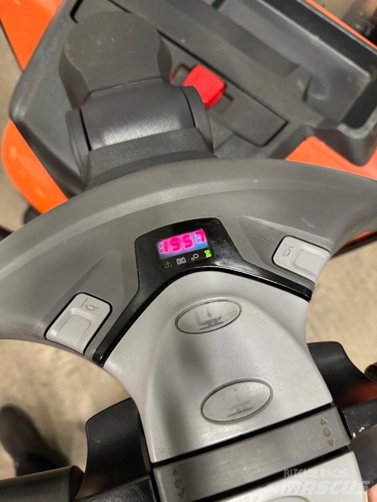 Toyota SWE120L Staplare-led
