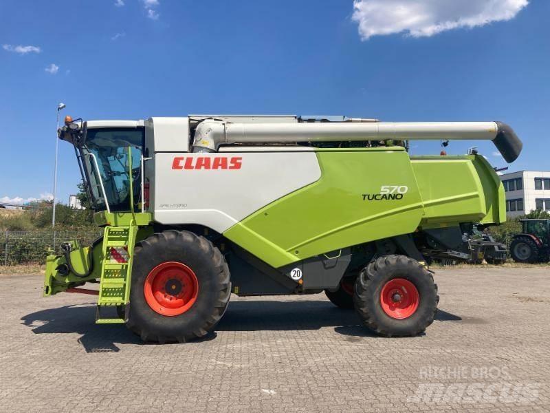 CLAAS TUCANO 570 Skördetröskor