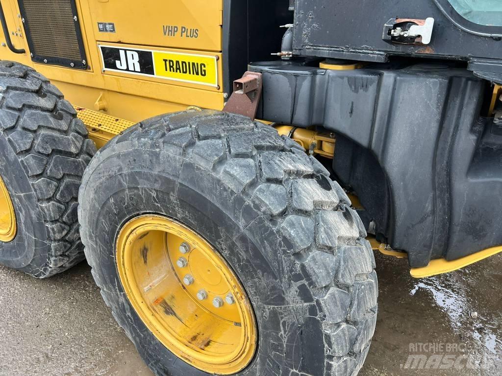 CAT 140 M AWD Väghyvlar