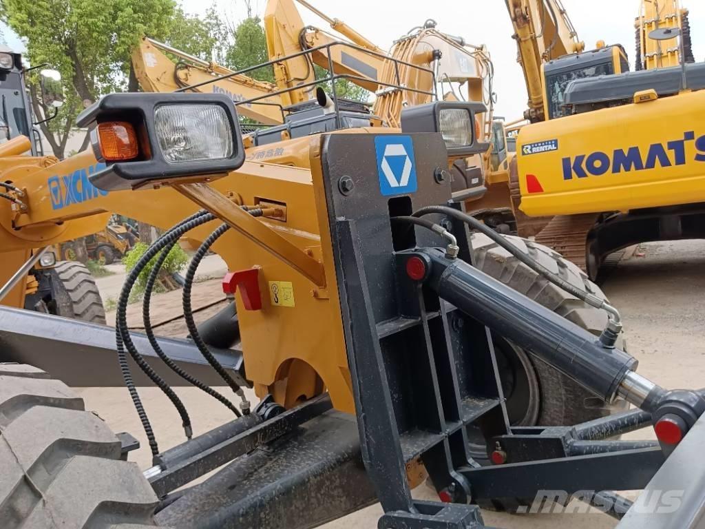 XCMG GR 2153 Väghyvlar