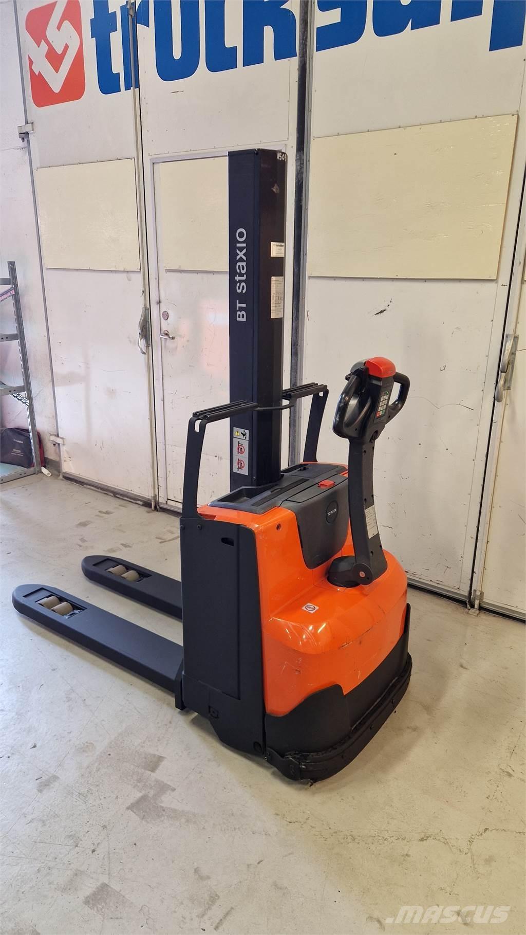 Toyota SWE080L Staplare