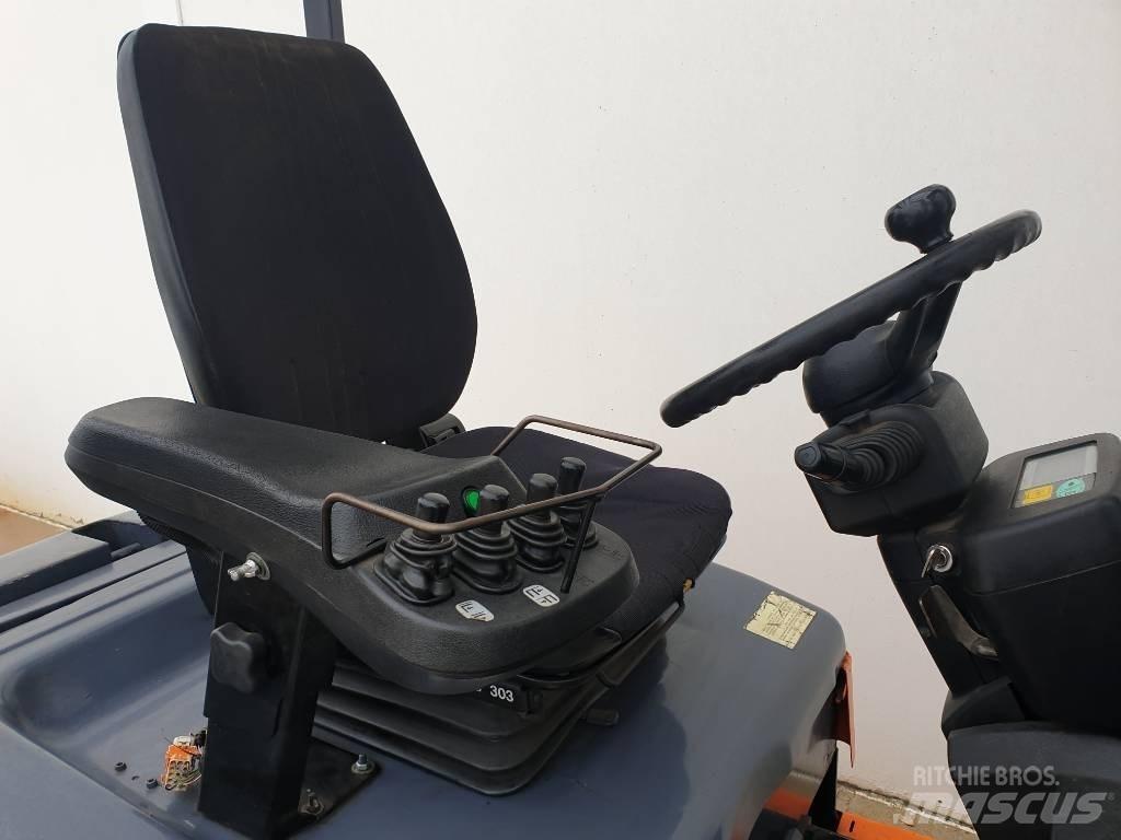 Toyota 7FBEF15 Elmotviktstruckar
