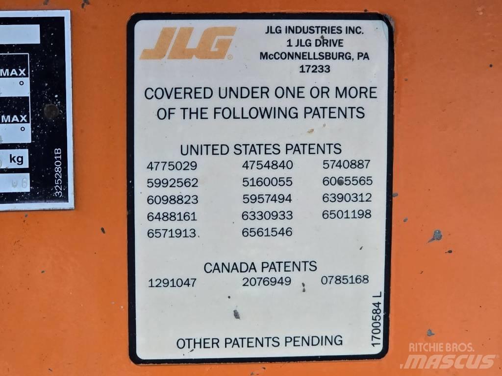 JLG 450 AJ II Bomliftar